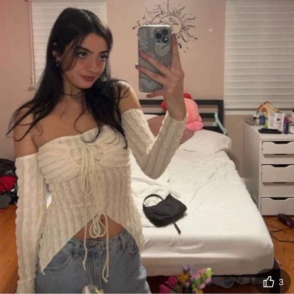 Off The Shoulder Drawstring Ruched Front Textured Top - Picture 5 of 6